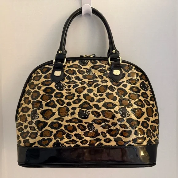 Rare LOUNGEFLY HELLO KITTY Bag - Picture 3 of 13